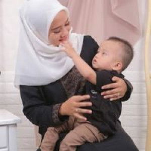 Ria Fauziah profile icon