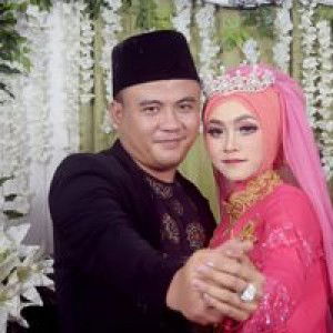 Widia Novita profile icon