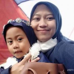 Fitriani Khoerunnisa profile icon