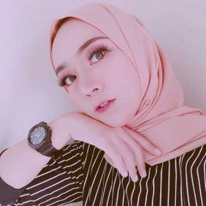 Irna Febri S profile icon