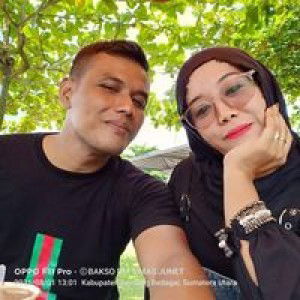 Novita apriyanti profile icon