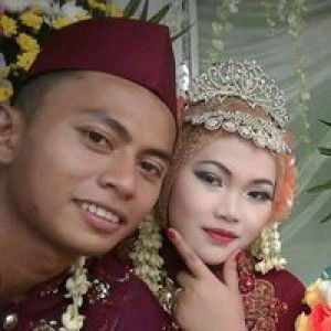 Rhina Mardiana profile icon