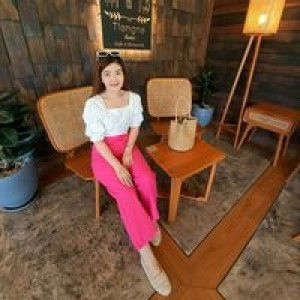 Ploy Kanyapak profile icon