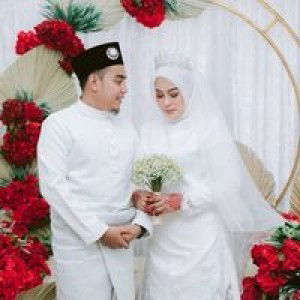 Salmah Lochi profile icon