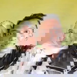 Een Purnama Sari profile icon