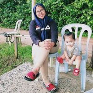 Nur Fara Fara Mokhtar profile icon