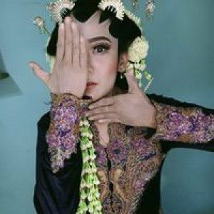 Novvi Oktaviani profile icon