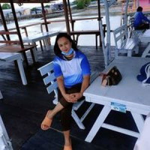 Lak Apaporn profile icon