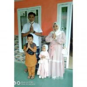 Mey Linda profile icon