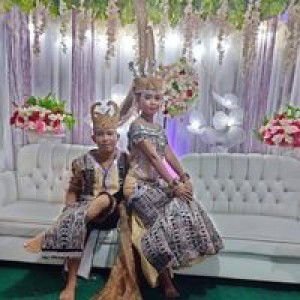 Fitriani Susanti profile icon