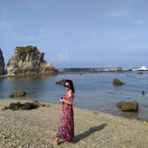 Yani Setyani profile icon