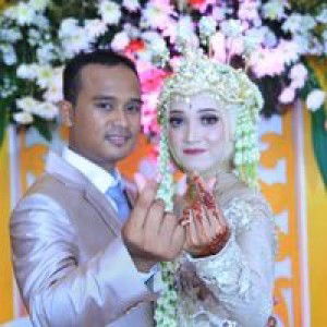 YuNi Rendra profile icon