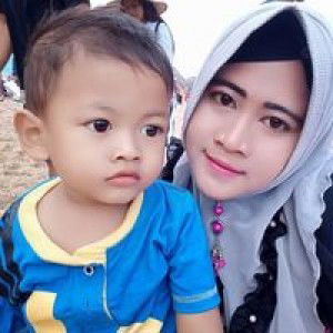 Ratna Agustina profile icon