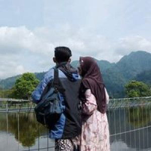 Lia Khusnul Khotimah profile icon