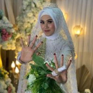 Ervina Az-zahra profile icon