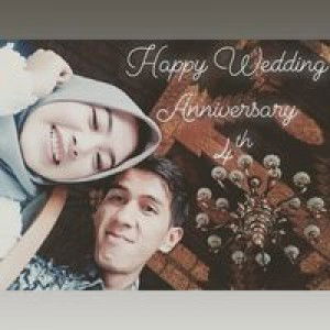 Mia Nurtia Momoy profile icon