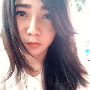 Icha Isnaini profile icon