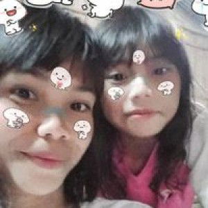 Julia Acuma profile icon