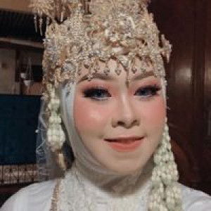 Sari Imania Putry profile icon