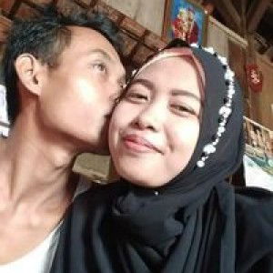 Allin Rahmawati profile icon