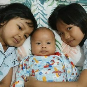 Ratih. K. Wijaya profile icon