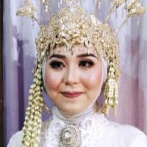 Ajeng Melianih profile icon