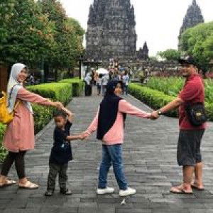 Zhafira Khansa Azizi Abidin profile icon