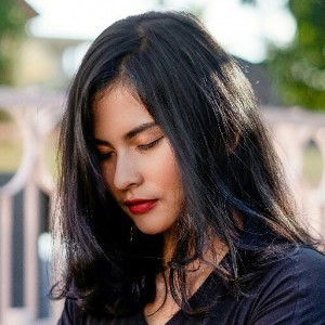 Laras Sartika profile icon