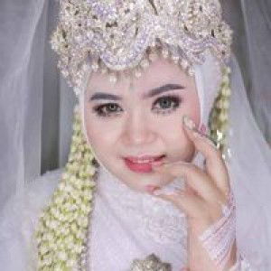 Ayu Zainal profile icon