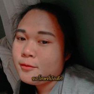 พลอย ย. profile icon