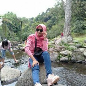 Nur Anisah profile icon