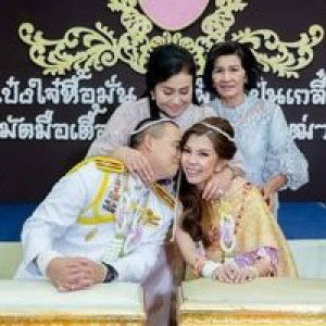 นายไข่เจียว Pitakrajpong profile icon