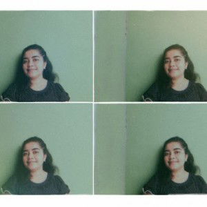 Nhova Apriliya profile icon