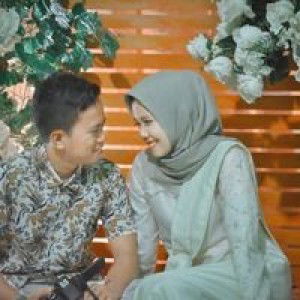 Poetry Yhank profile icon