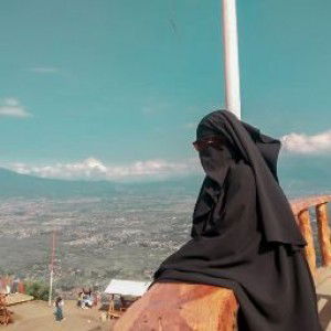 Siti Halimah profile icon