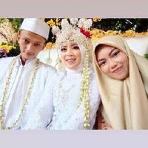 Ati Rahmawati profile icon