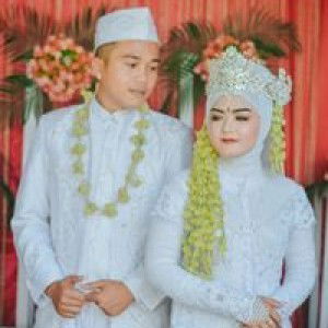 Ratih Rustini profile icon