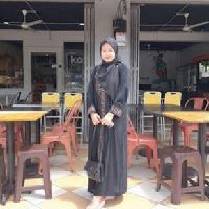 Amira Anis profile icon