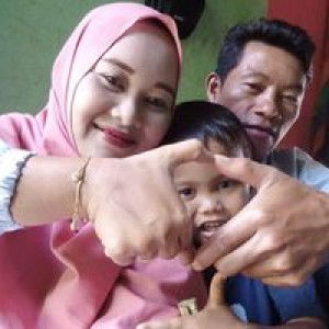 Arsid Weu Ajeng profile icon