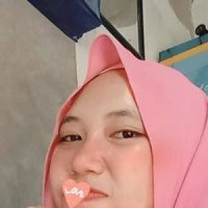 Uyun Yulia profile icon