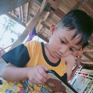 Arnhiiee Ayhuuee Lesthariee profile icon