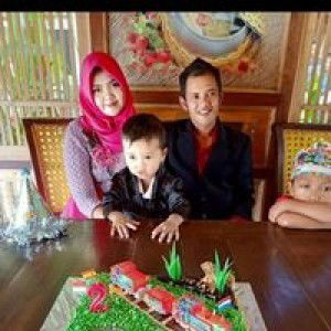 Ida Dahlia profile icon