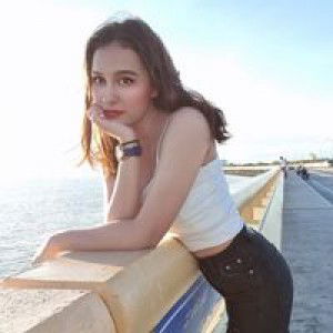 Krittinee Khunthong profile icon