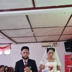 Siti Hulu profile icon