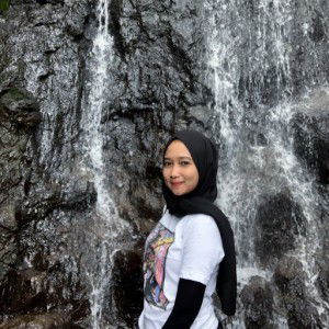 Arini Chairunisa profile icon