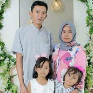 Umy Ferany profile icon