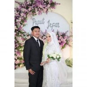 Puput Rakhmawati profile icon