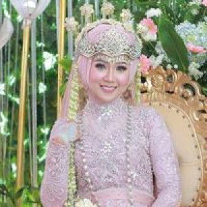 Tari Apriyani profile icon