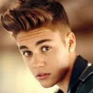 azwana ashari profile icon