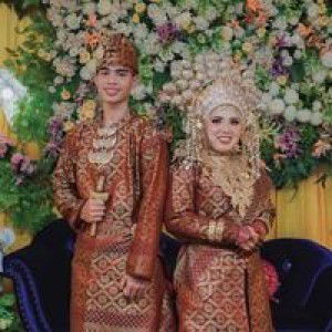 Rozeeliany profile icon